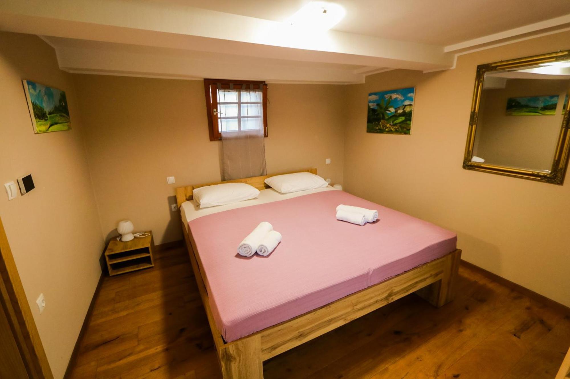 Hostel Strug Makole Екстериор снимка